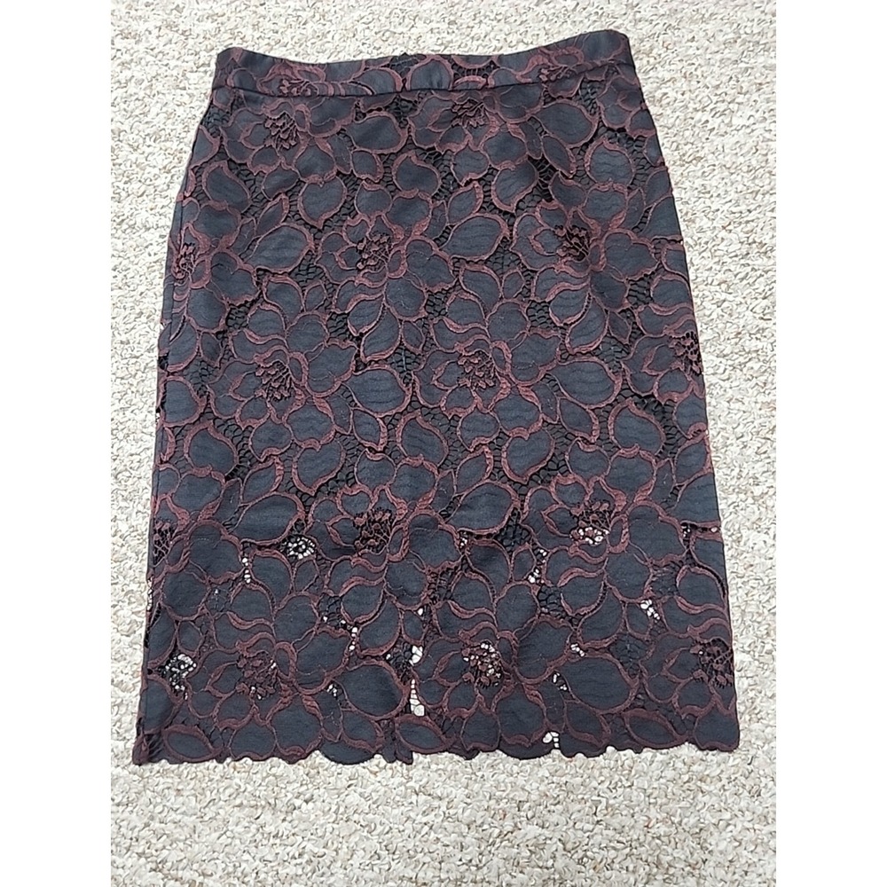Trina Turk Black Burgandy Floral Crochet Lace Overlay Pencil Skirt 8‎